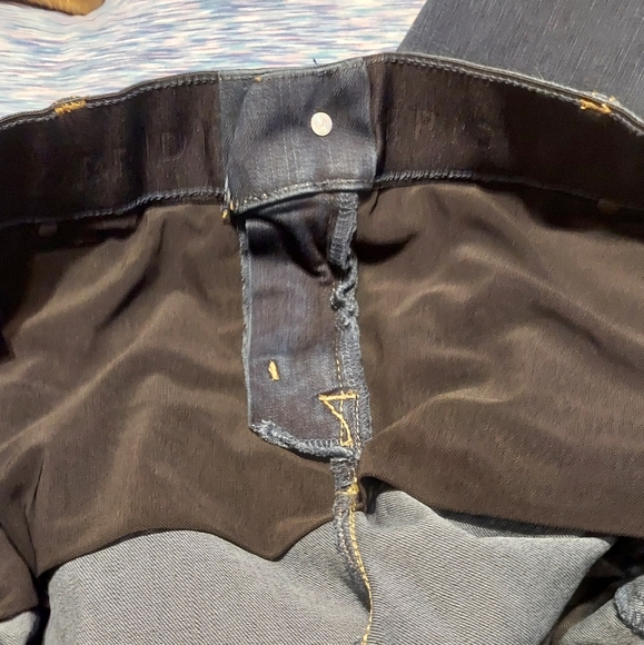 Torrid Bombshell Skinny Blue Jeans - Picture 9 of 10